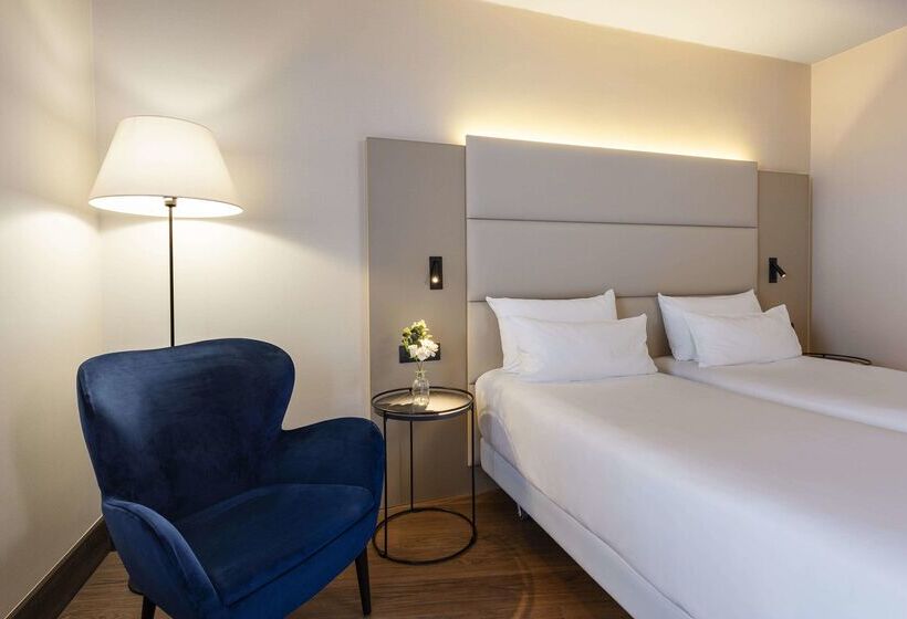 هتل NH Geneva Airport