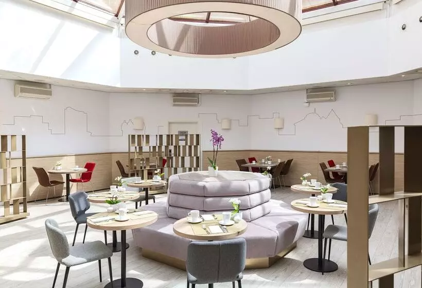 هتل NH Geneva Airport