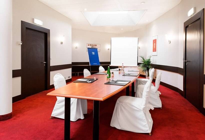 هتل NH Geneva Airport