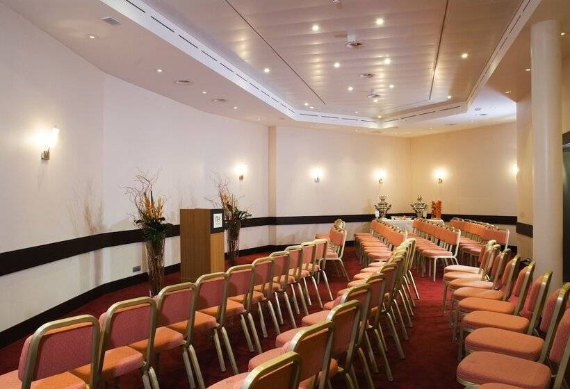 هتل NH Geneva Airport