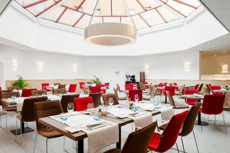 هتل NH Geneva Airport