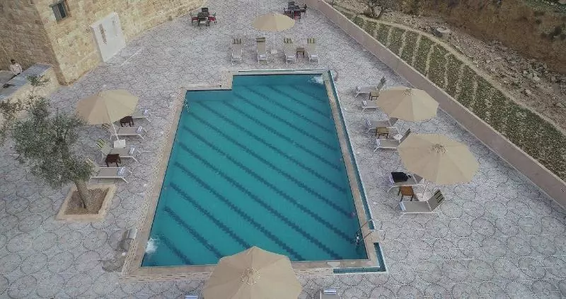 هتل Old Village Resort