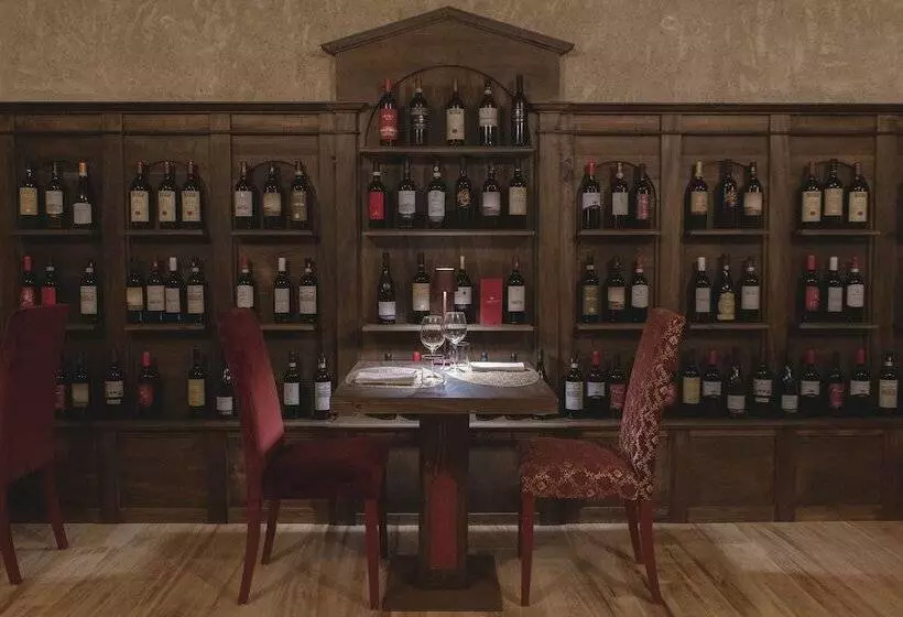 Отель Relais Della Rovere