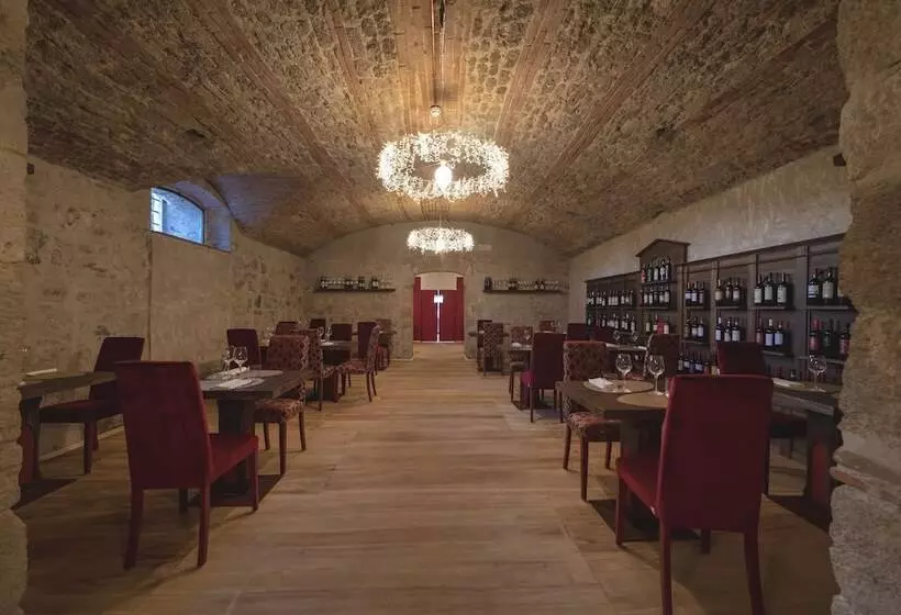 Отель Relais Della Rovere