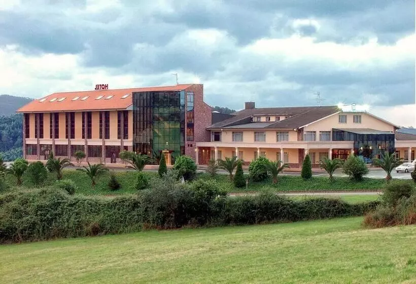 Отель Restaurant Royal