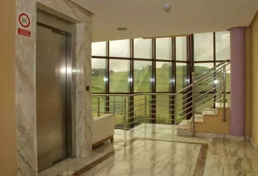 Отель Restaurant Royal