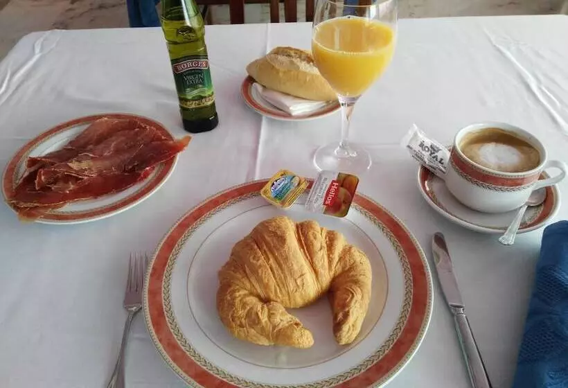 Отель Restaurant Royal