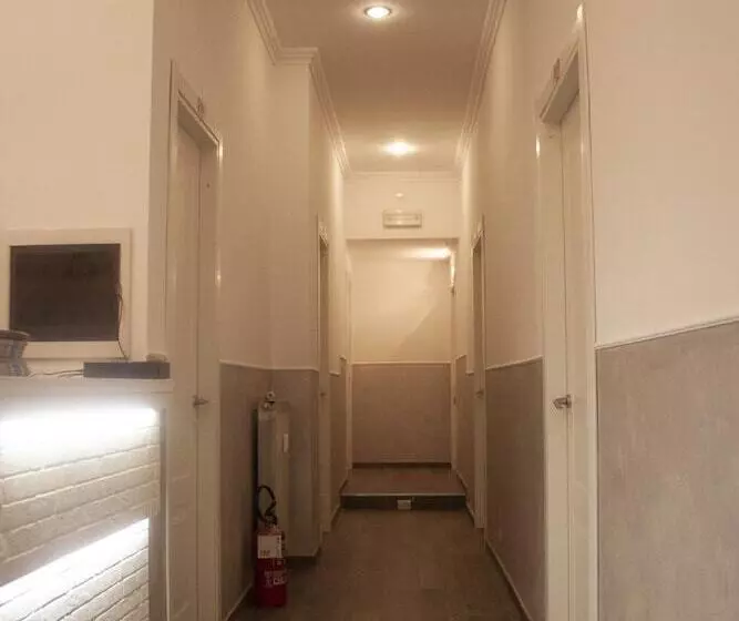 هتل Rubino Guest House