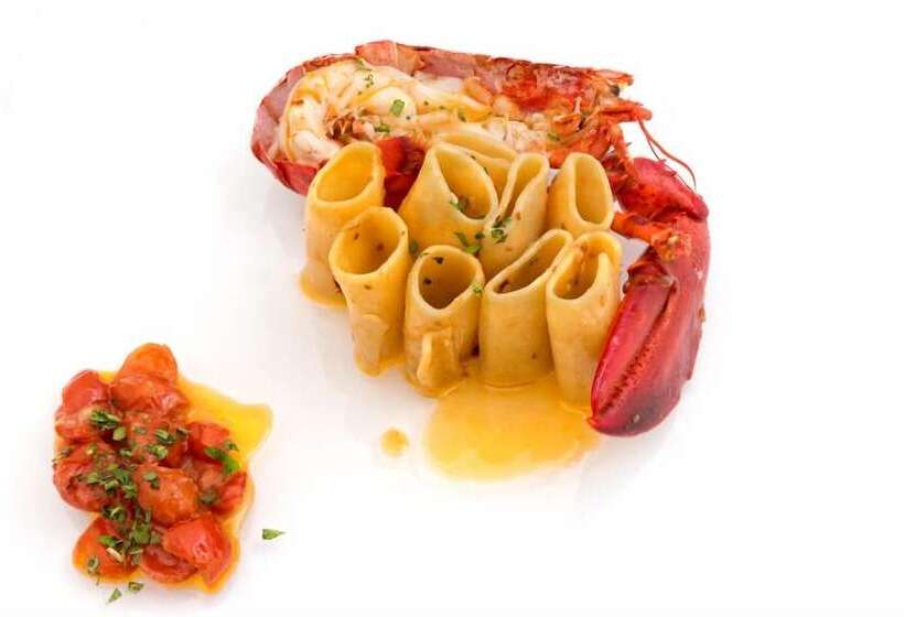 هتل Weber Ambassador