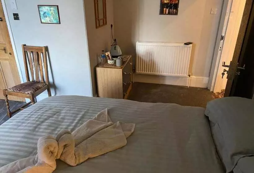 پانسیون The Barley House