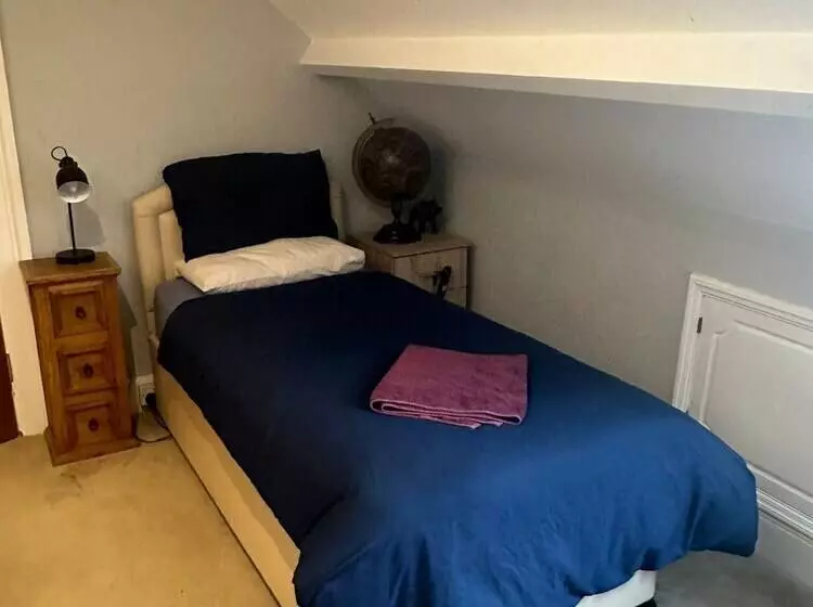 پانسیون The Barley House