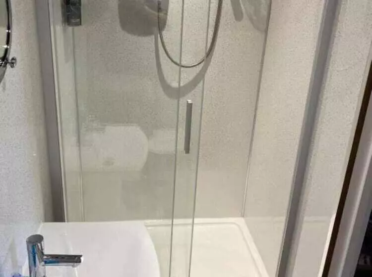 پانسیون The Barley House