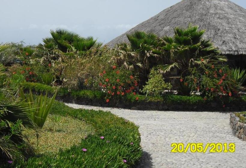 هاستل Casa De France