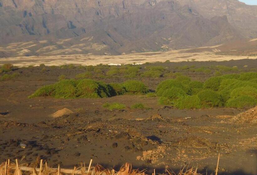 هاستل Casa De France