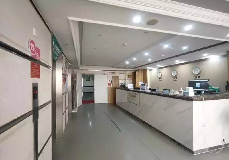 Hotelli Greentree Inn Changshu Zhaoshangcheng Express