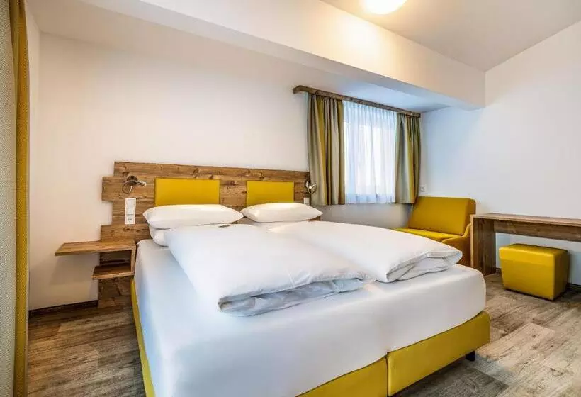 ペンション Der Alpenblick