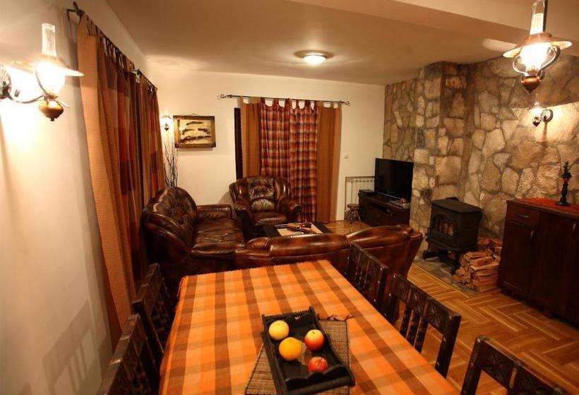 پانسیون Family Apartments