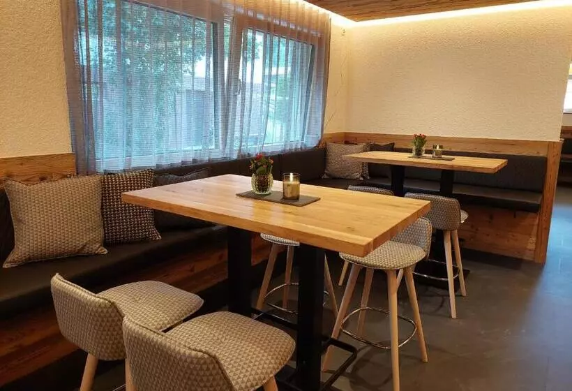 ペンション Haus Vilgrassa