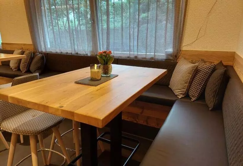 ペンション Haus Vilgrassa