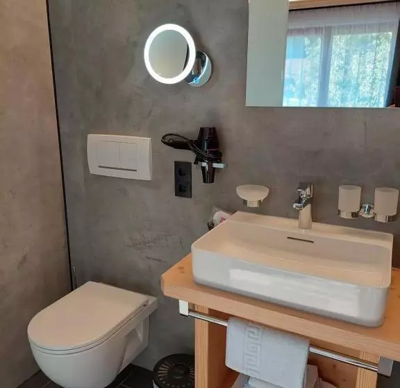 ペンション Haus Vilgrassa