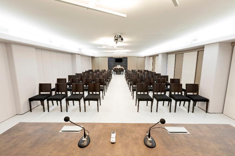 Albavilla Hotel & Co