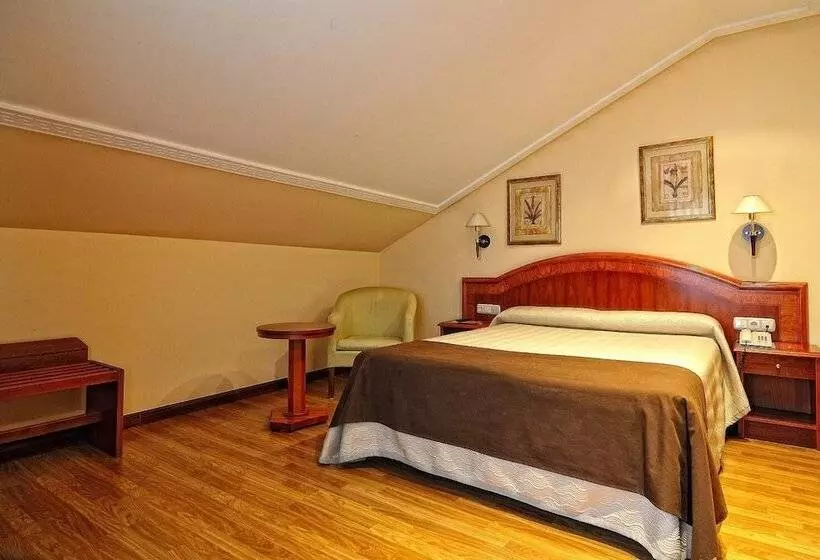 בית מלון כפרי Alisi