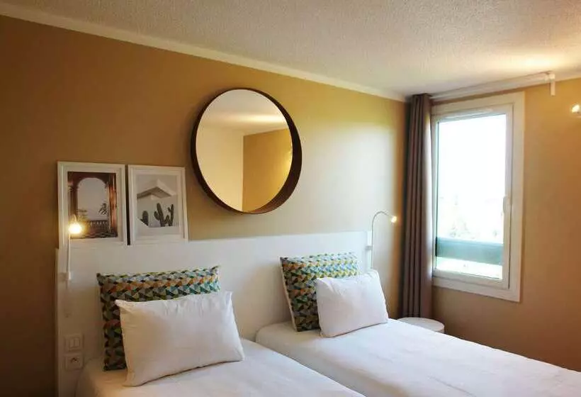 Brit Hotel Marseille Aéroport