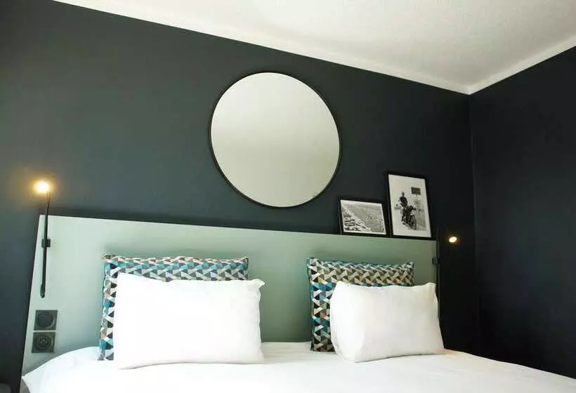 Brit Hotel Marseille Aéroport