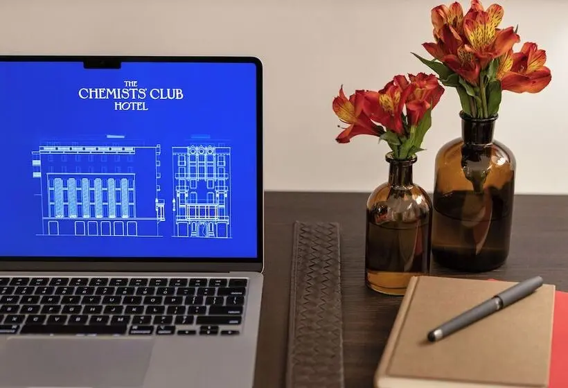 هتل Eurostars The Chemists' Club