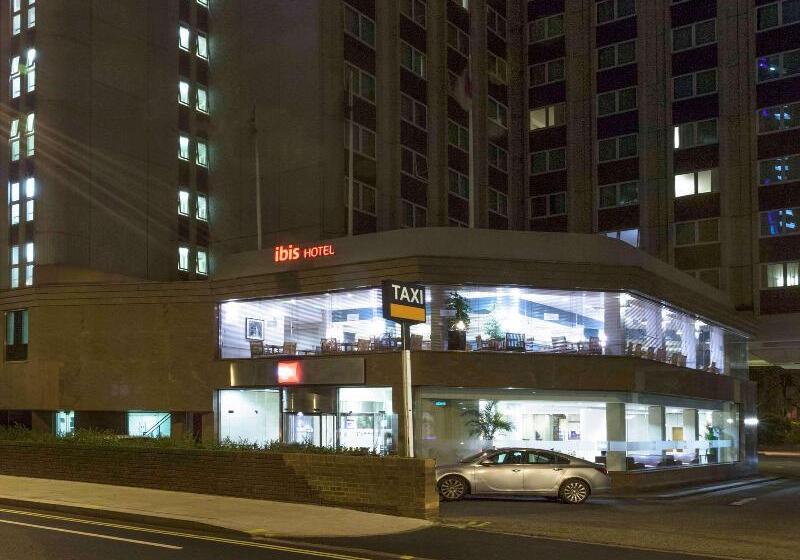 هتل Ibis London Earls Court