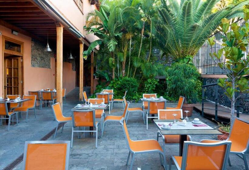 فندق ريفى Livvo La Quinta Roja