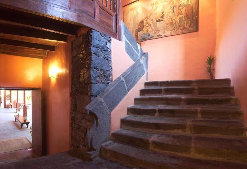 فندق ريفى Livvo La Quinta Roja