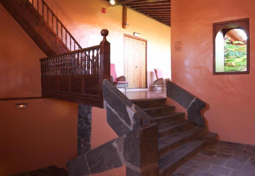 فندق ريفى Livvo La Quinta Roja