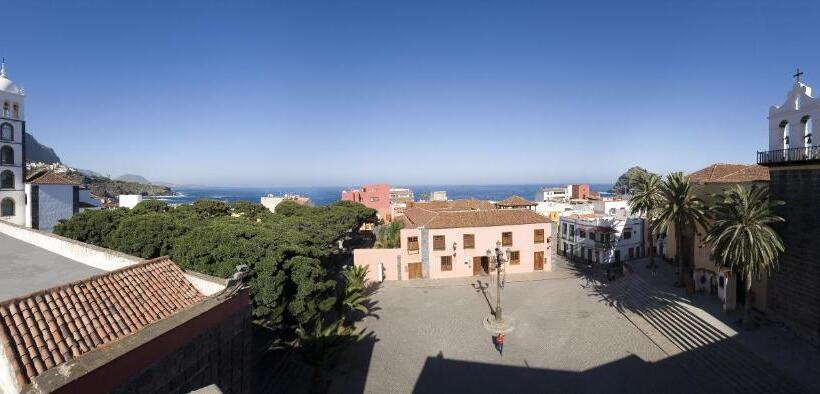 فندق ريفى Livvo La Quinta Roja