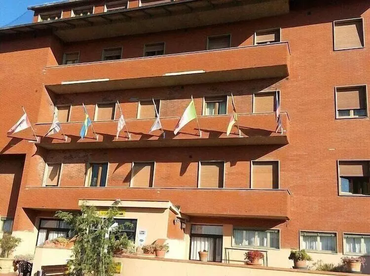 هتل Vico Alto Siena