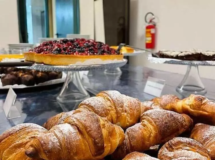 هتل Vico Alto Siena