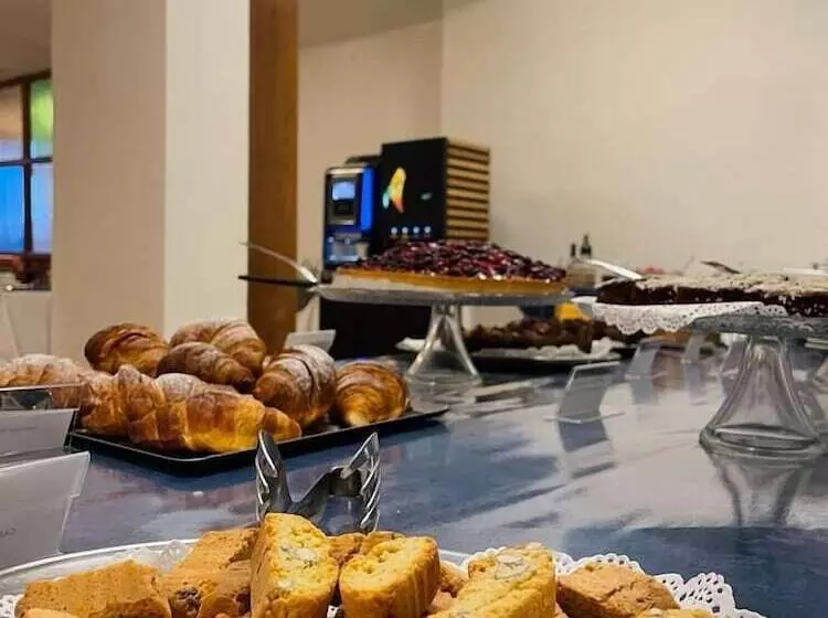 هتل Vico Alto Siena