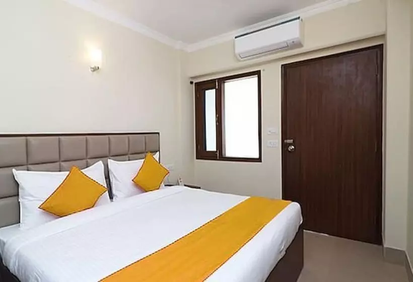 ホテル Fabexpress Central Plaza