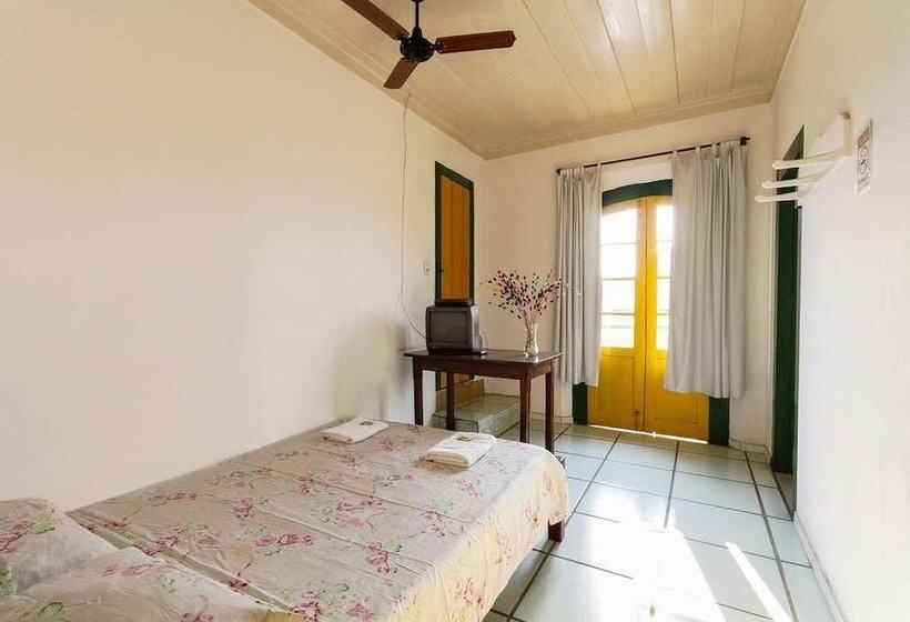 هتل Pousada Brasileirinho