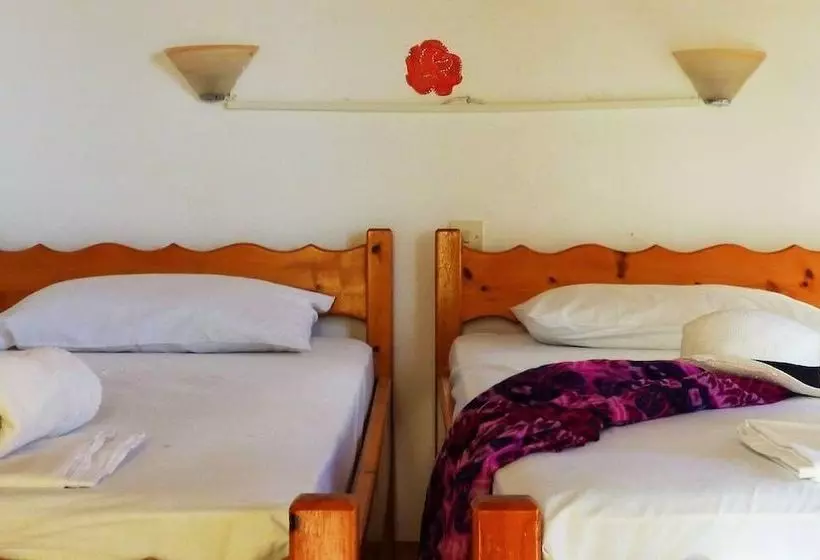 پانسیون Amazing Seaview Studio Close To The Beach