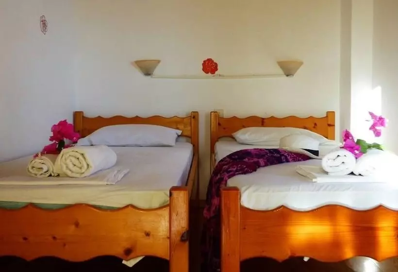 پانسیون Amazing Seaview Studio Close To The Beach