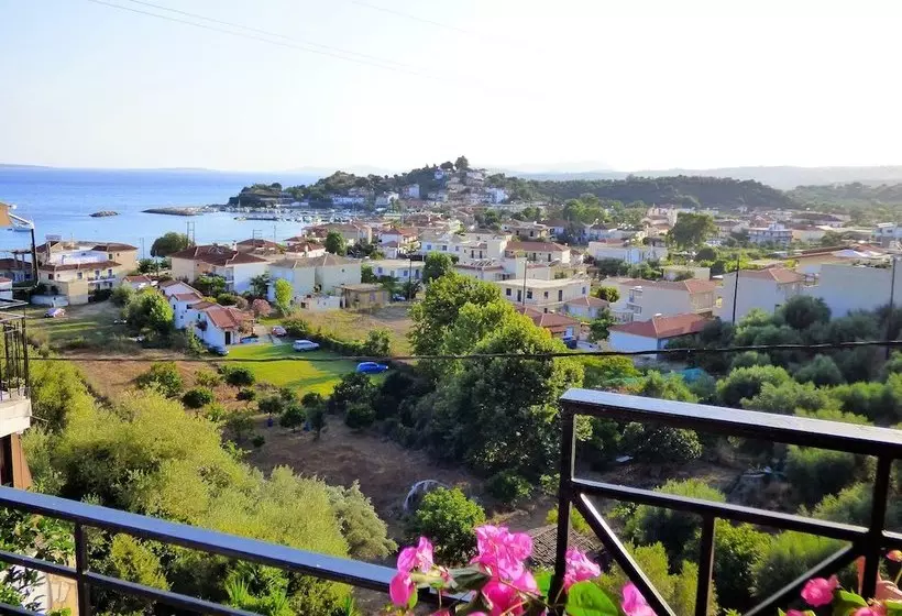 پانسیون Amazing Seaview Studio Close To The Beach