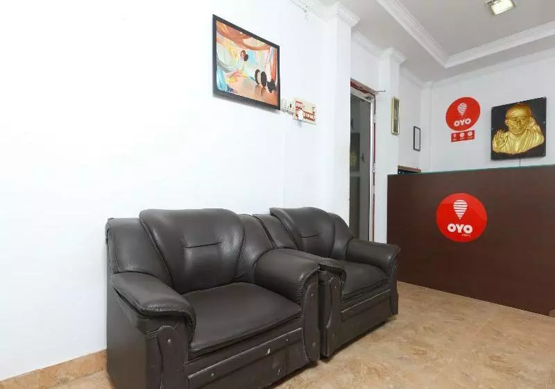 Hotelli Royal Mass Club By Oyo Rooms