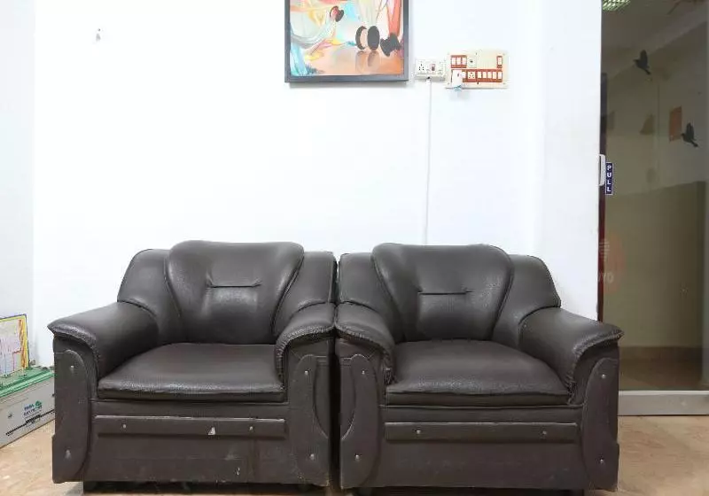 Hotelli Royal Mass Club By Oyo Rooms