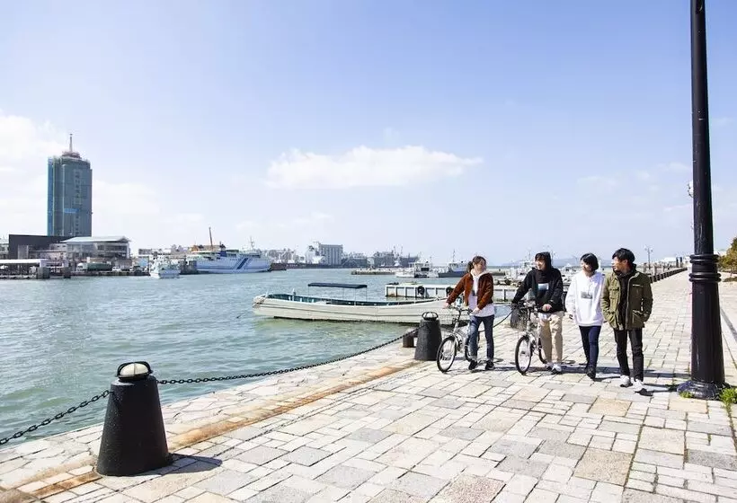 Retkeilymaja Fukuoka Guesthouse Ship