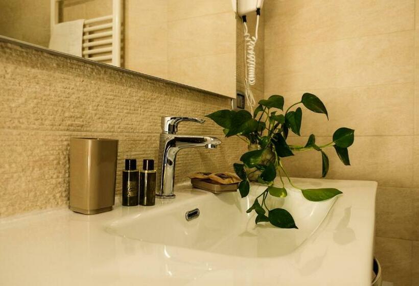 L&b Bed And Breakfast