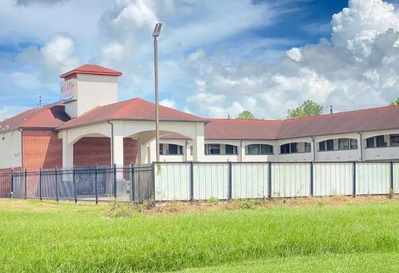 Motelli Island Suites Bay City