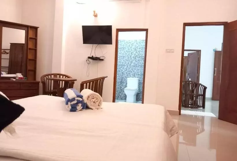 پانسیون Senu Beach Villa