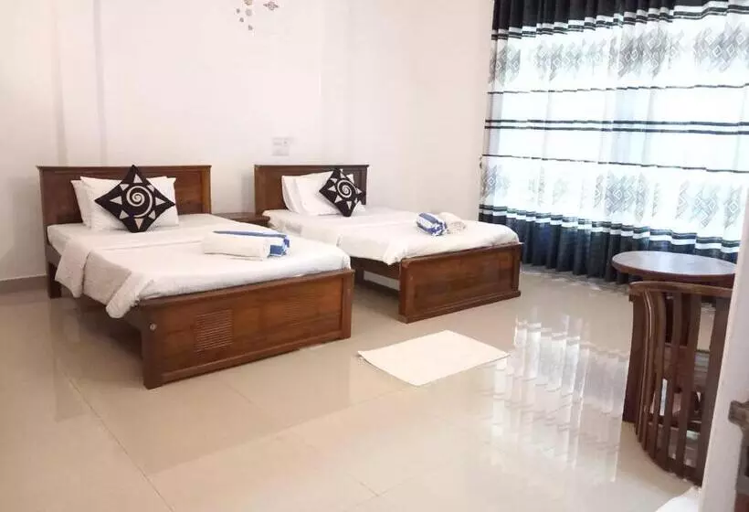 پانسیون Senu Beach Villa