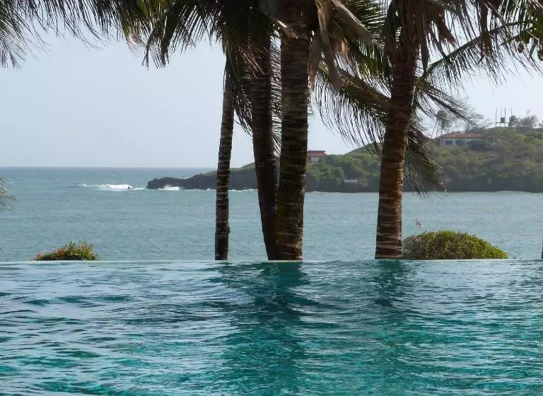 استراحتگاه Aquarius Club